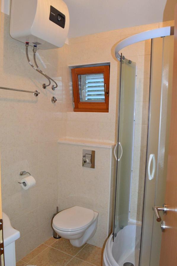 Apartments Vilim 迪斯诺 外观 照片